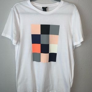 H&M Color Block Graphic T Shirt